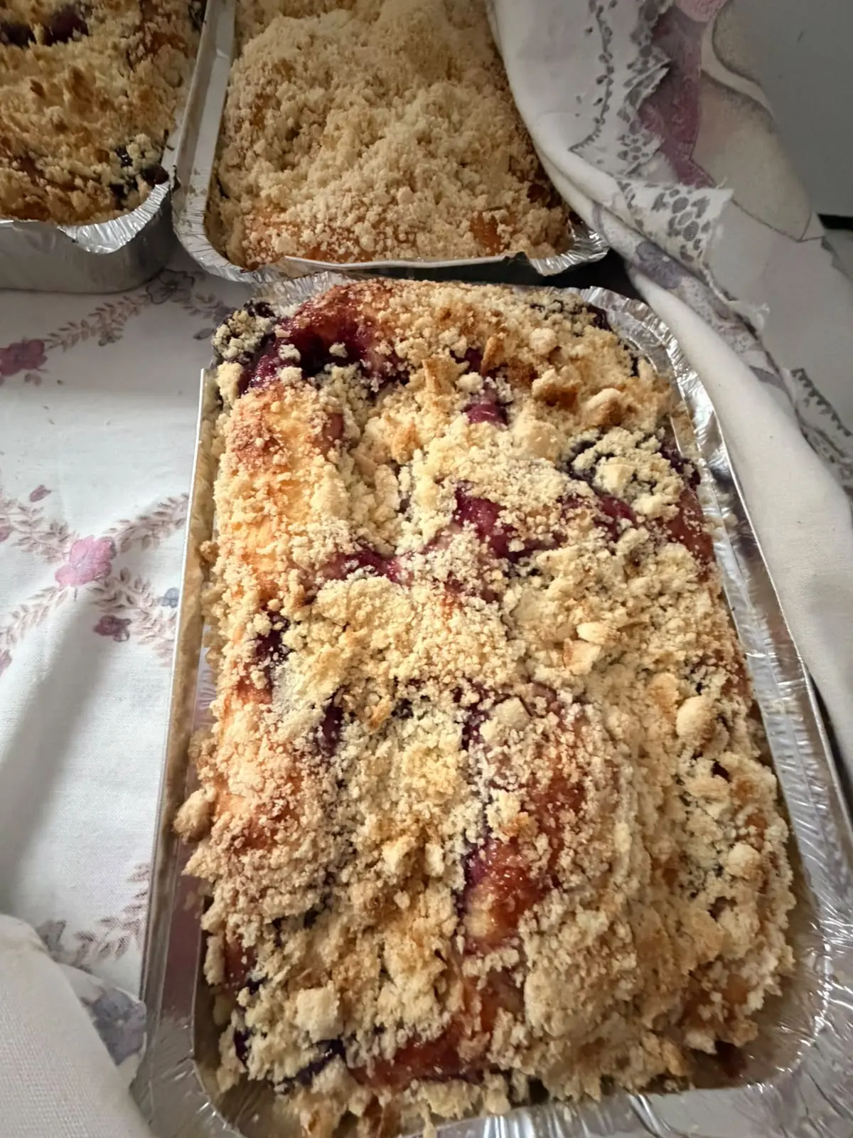 Cuca Alemã com Recheio de Doce de Uva